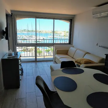 Superbe 4 Pers Vue Centre Port Du Cap D'agde Neuf Climatise アパート